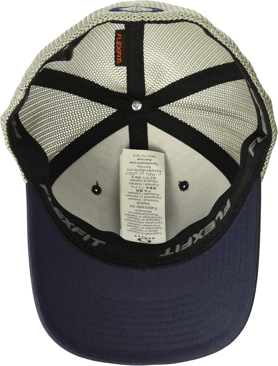 Oakley Men's Standard Golf Cresting Trucker